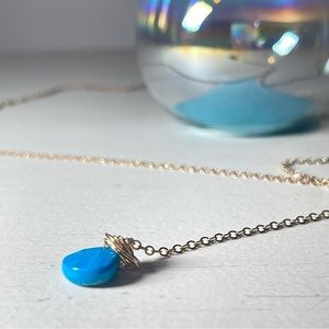 Yellow Gold Long Y Shaped Lariat Necklace with Blue Turquoise Pendant